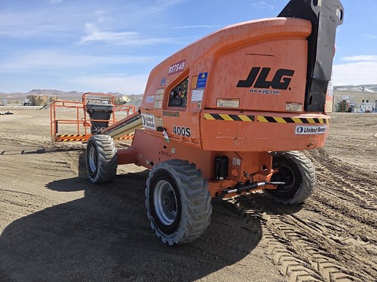 JLG 400S photo 2