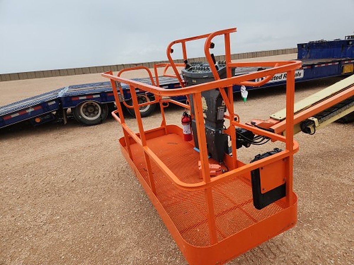 JLG 400S photo 4