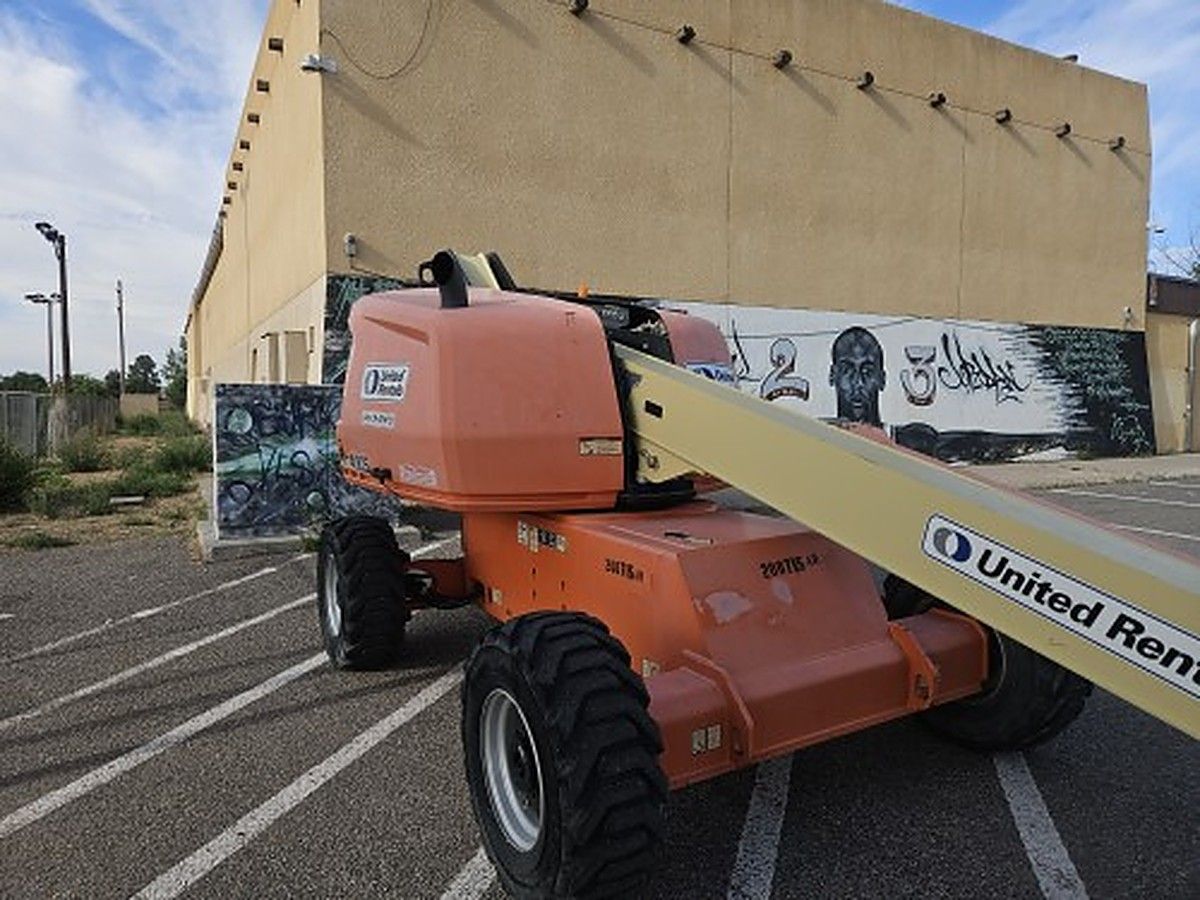 JLG 400S photo 7