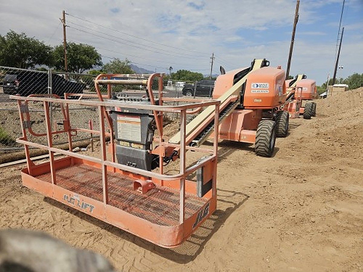 JLG 400S photo 4