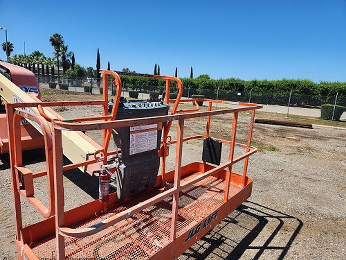 JLG 400S photo 3
