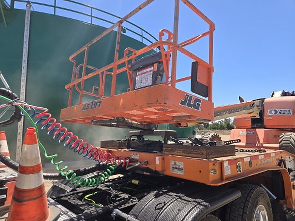 JLG 400S photo 7