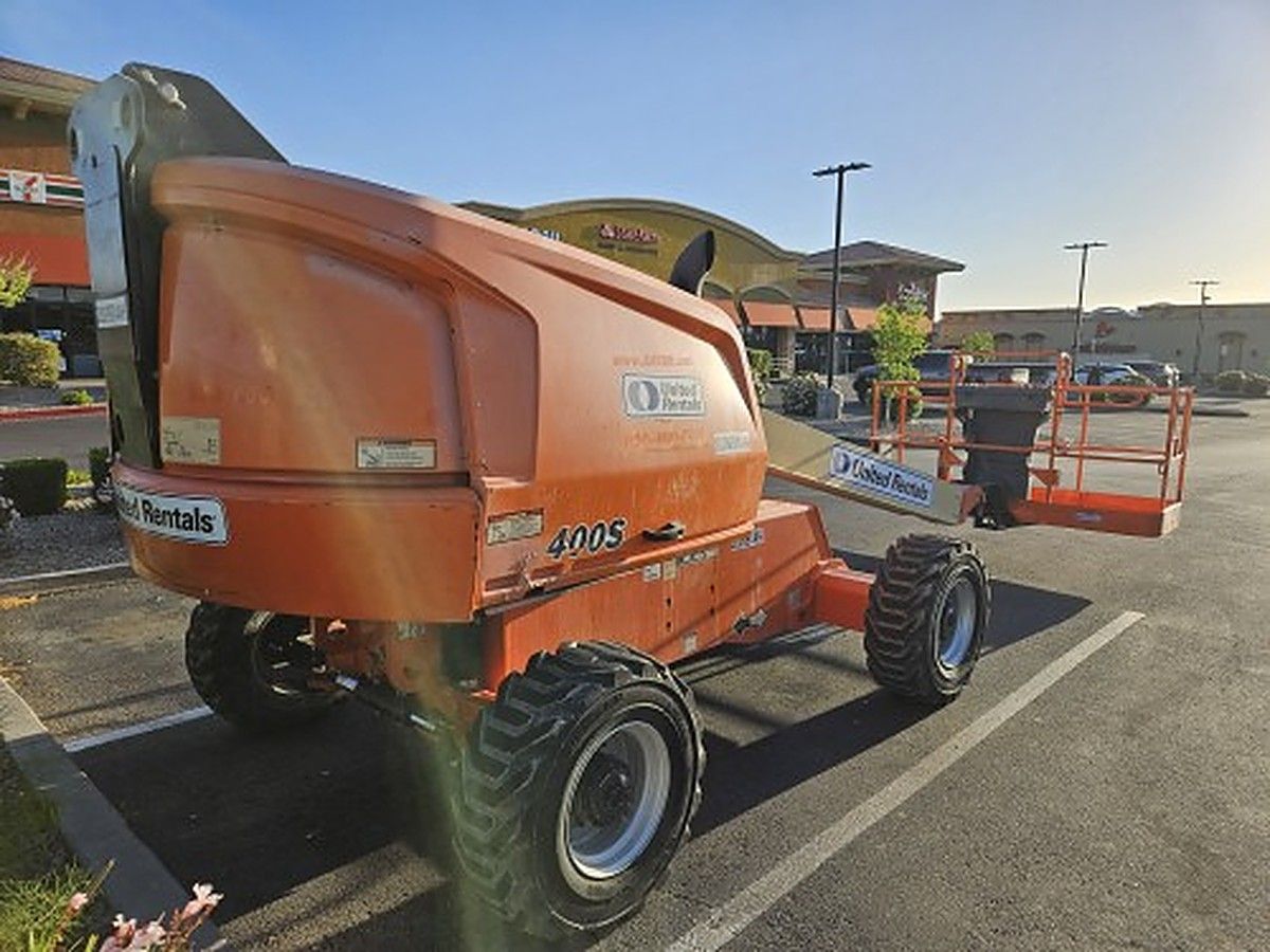 JLG 400S photo 2