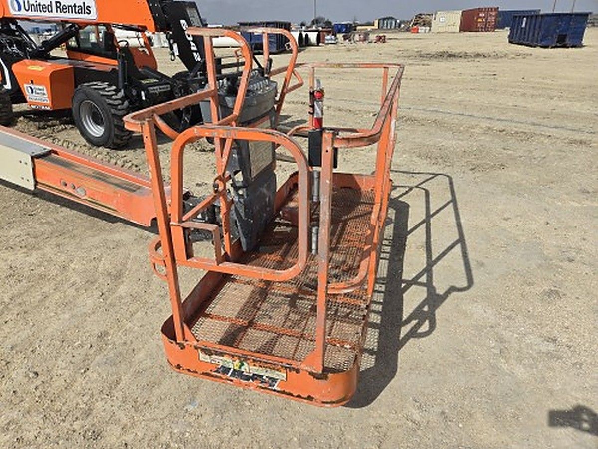 JLG 400S photo 10