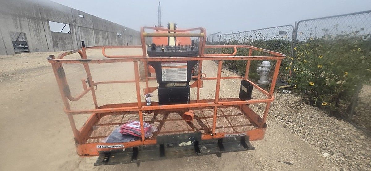 JLG 400S photo 4