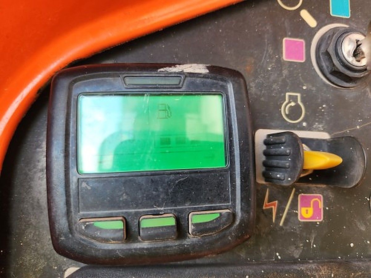 JLG 400S photo 11