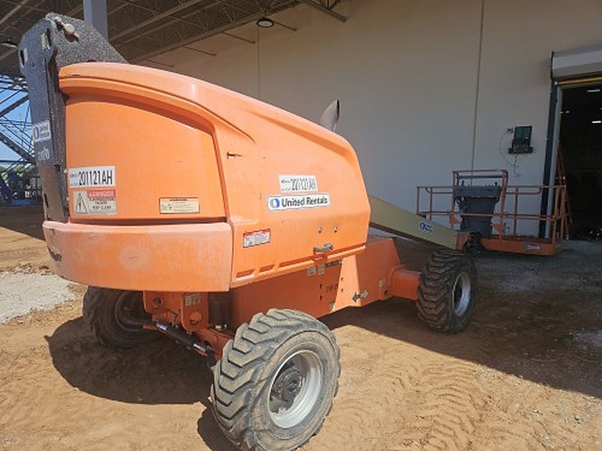 JLG 400S photo 13