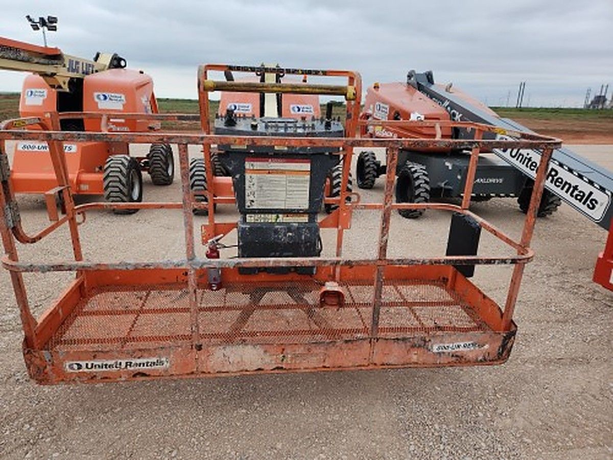 JLG 400S photo 4