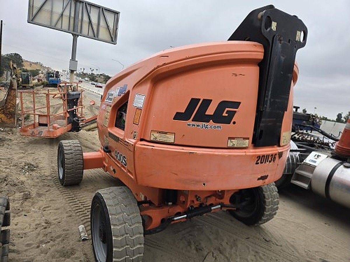 JLG 400S photo 2