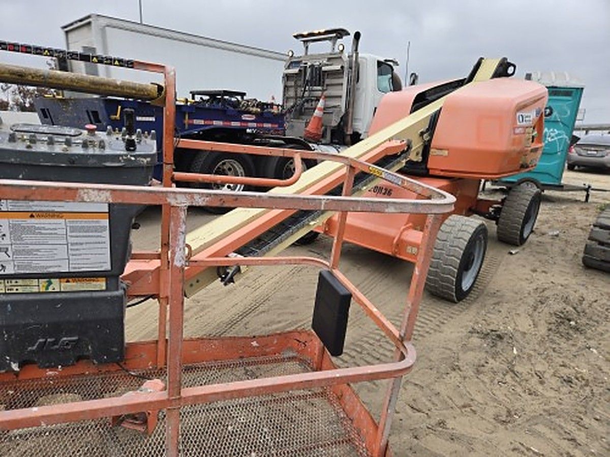 JLG 400S photo 3