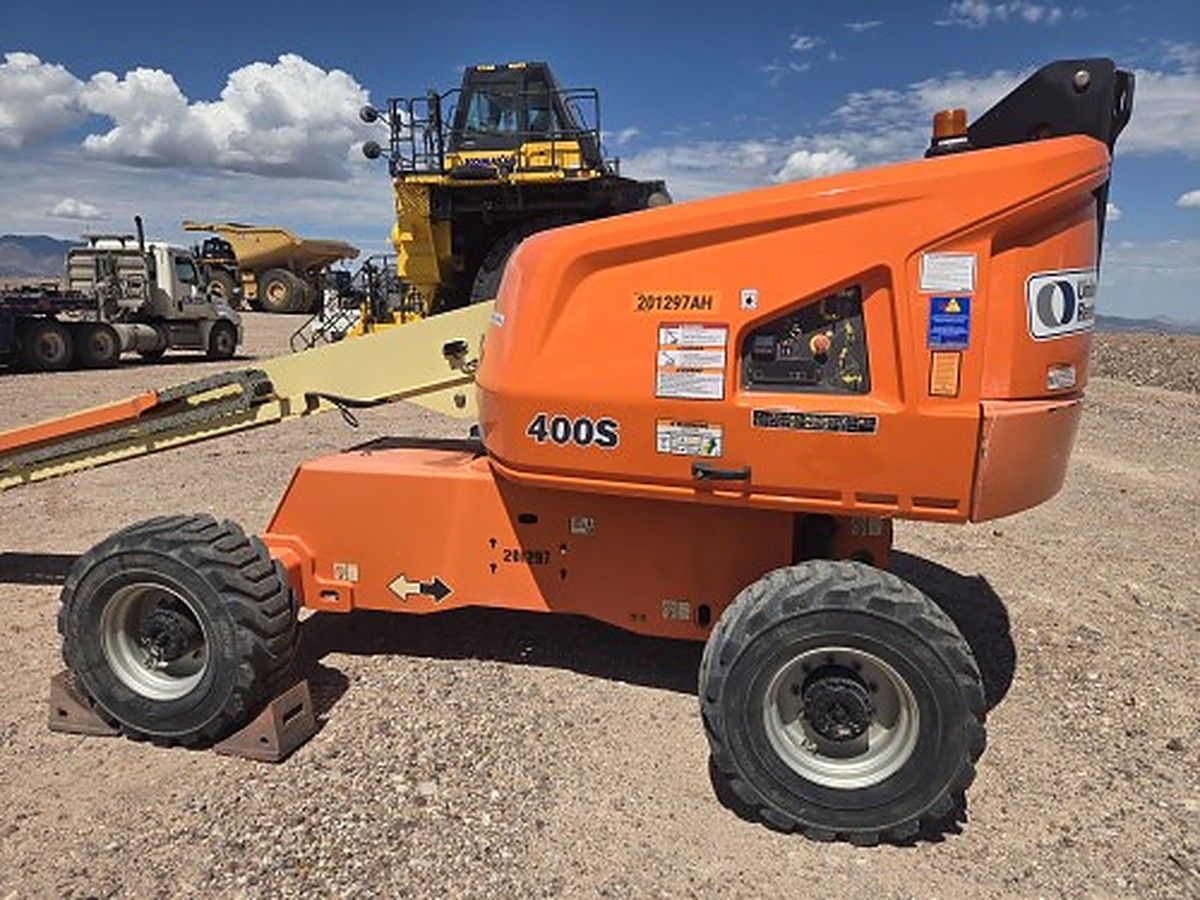 JLG 400S photo 5