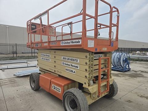 2018 JLG 4069LE Scissor Lift 39-40' Electric