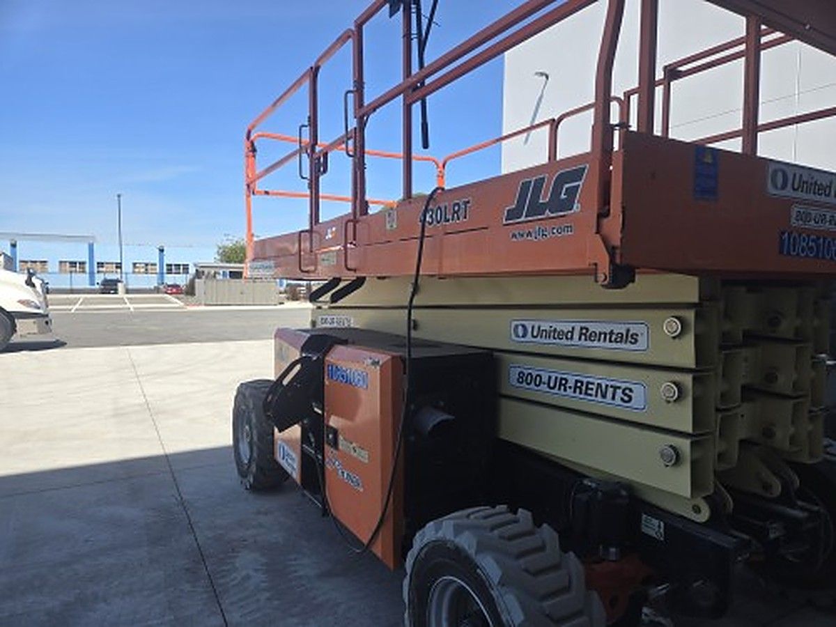 JLG 430LRT photo 2