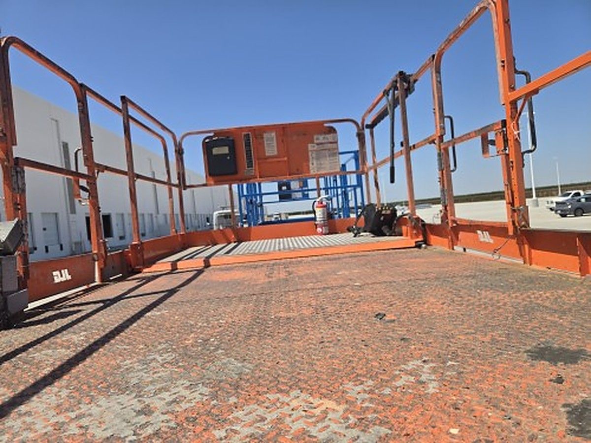 JLG 430LRT photo 9