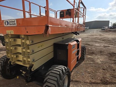 2018 JLG 430LRT Scissor Lift 36-49' Ic 4Wd