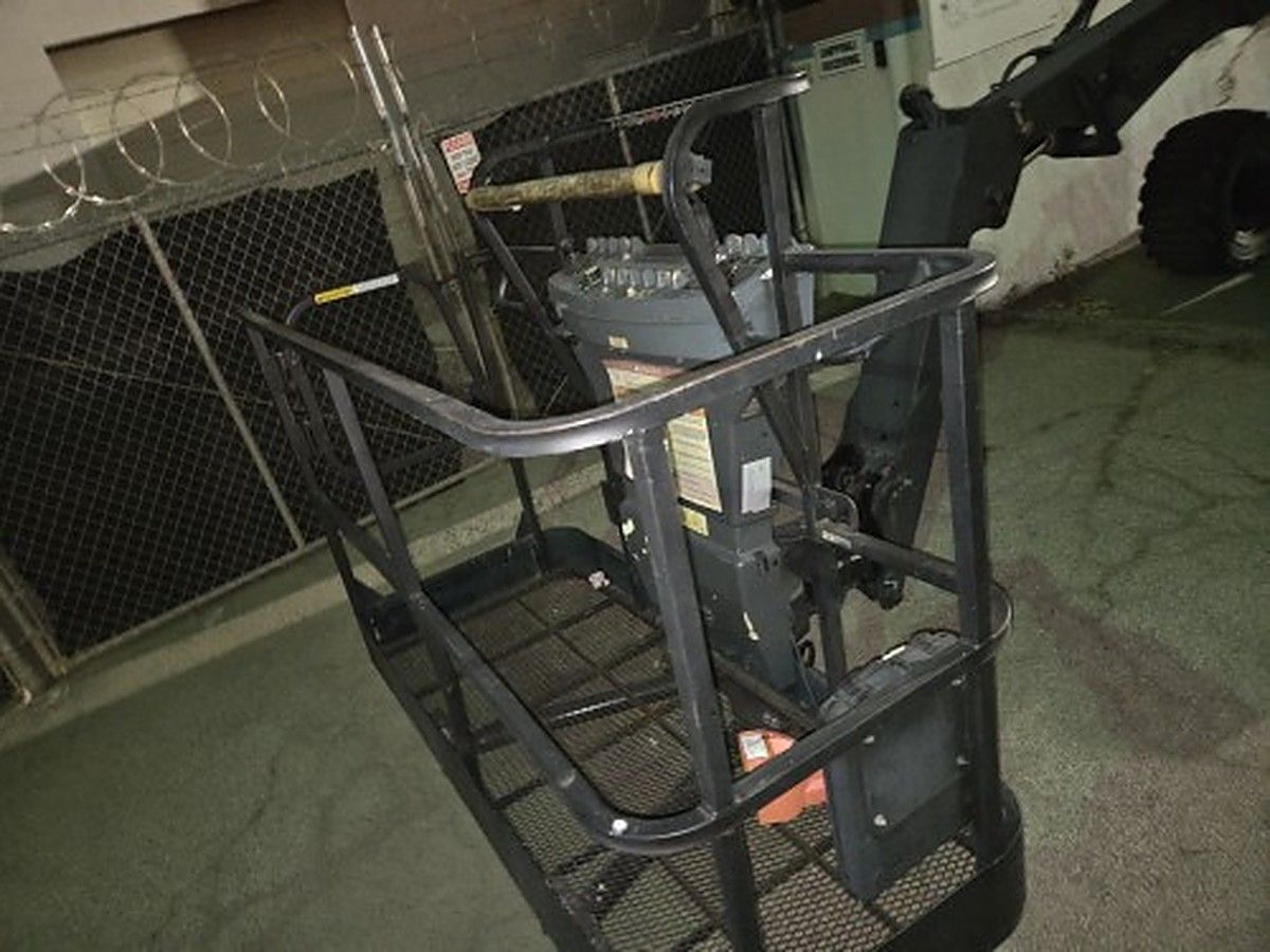 JLG 450A photo 11