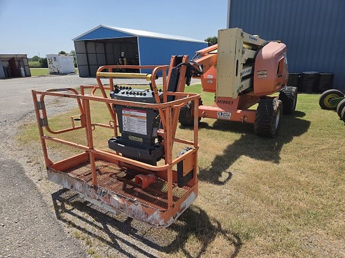 JLG 450AJ photo 2