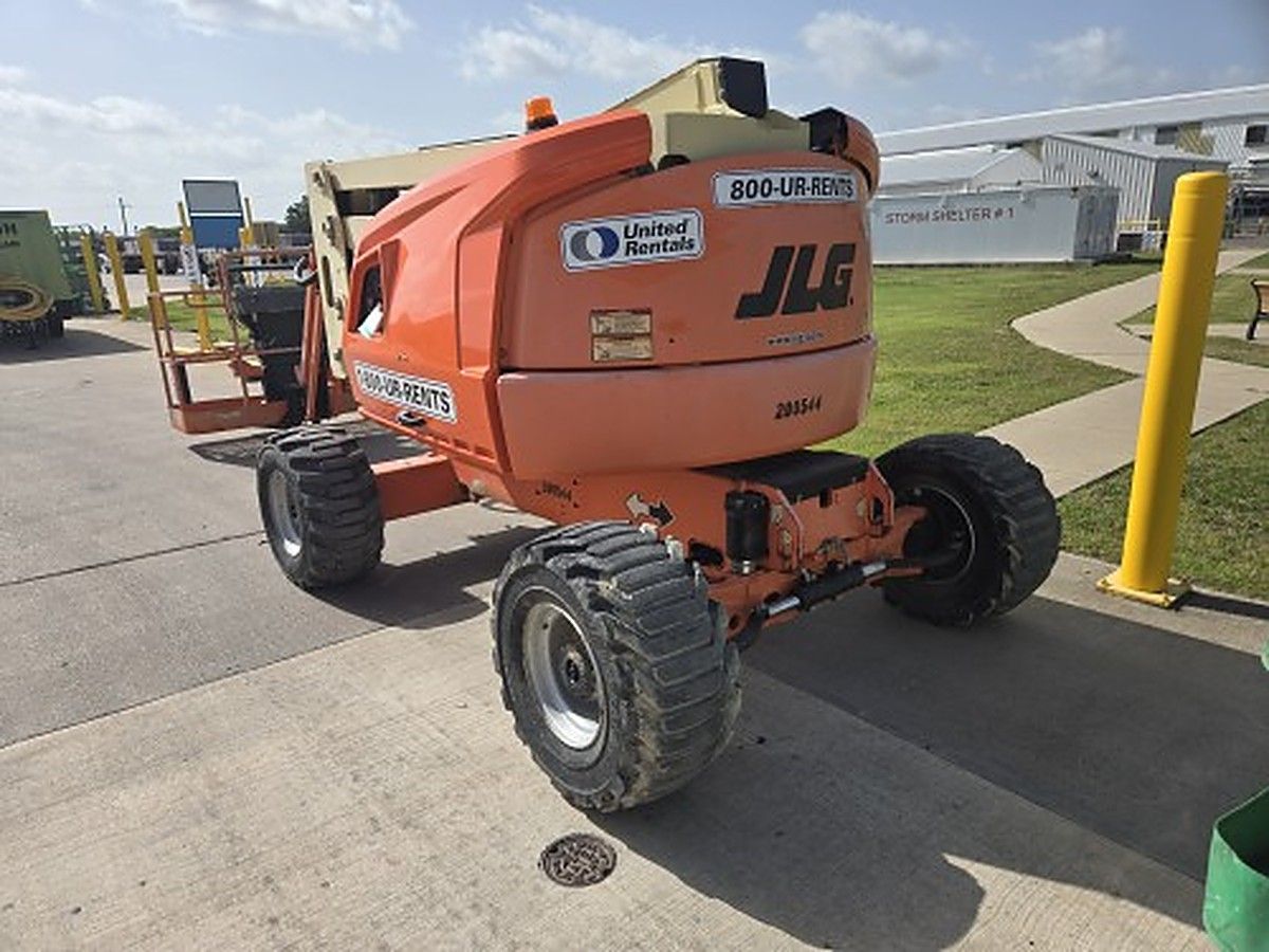 JLG 450AJ photo 2