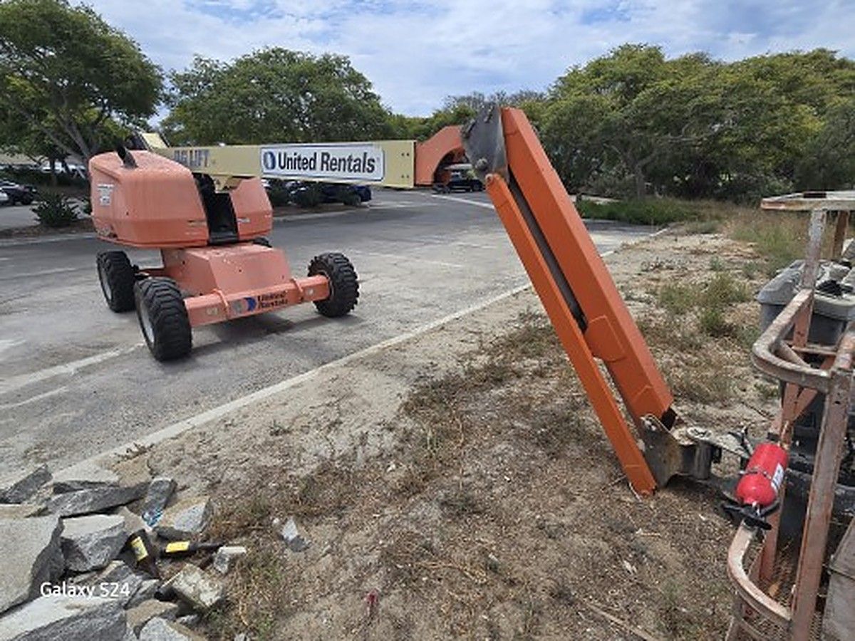 JLG 460SJ photo 9