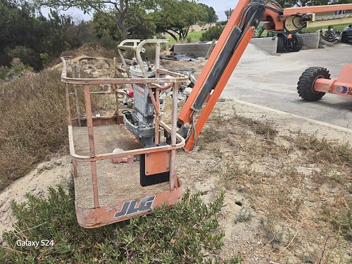 JLG 460SJ photo 10