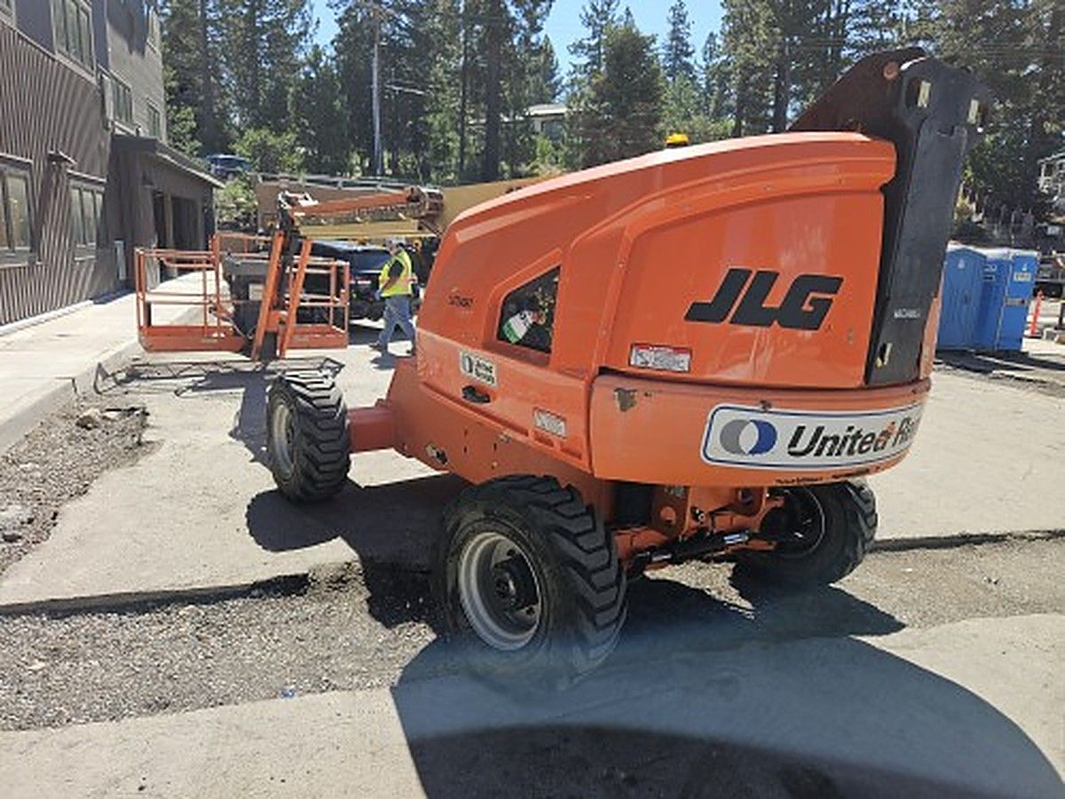JLG 460SJ photo 3