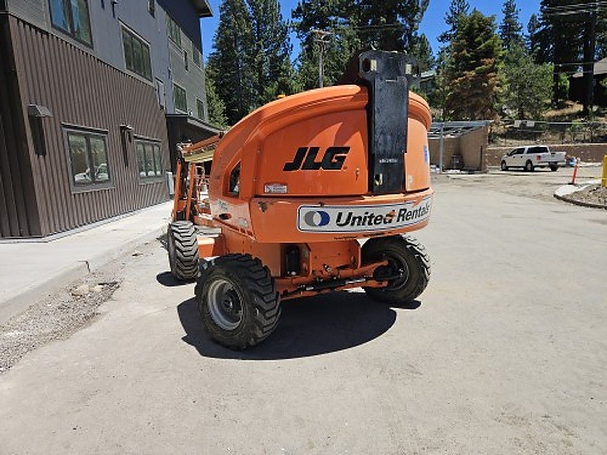 JLG 460SJ photo 9