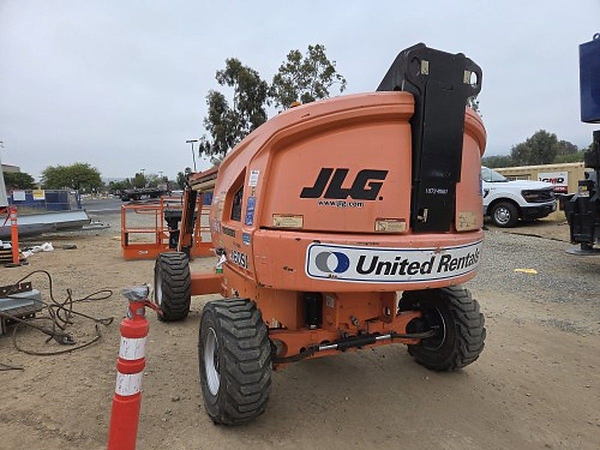 JLG 460SJ photo 2
