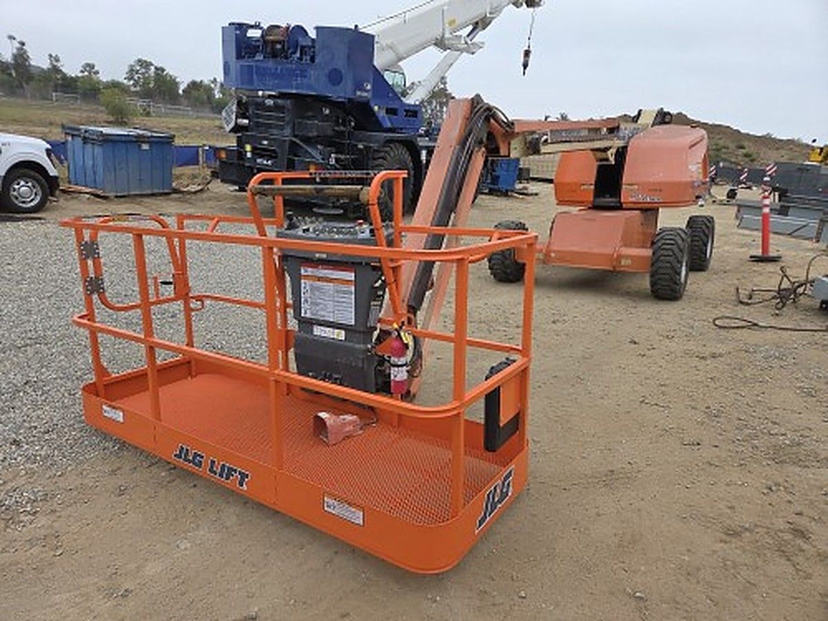 JLG 460SJ photo 5