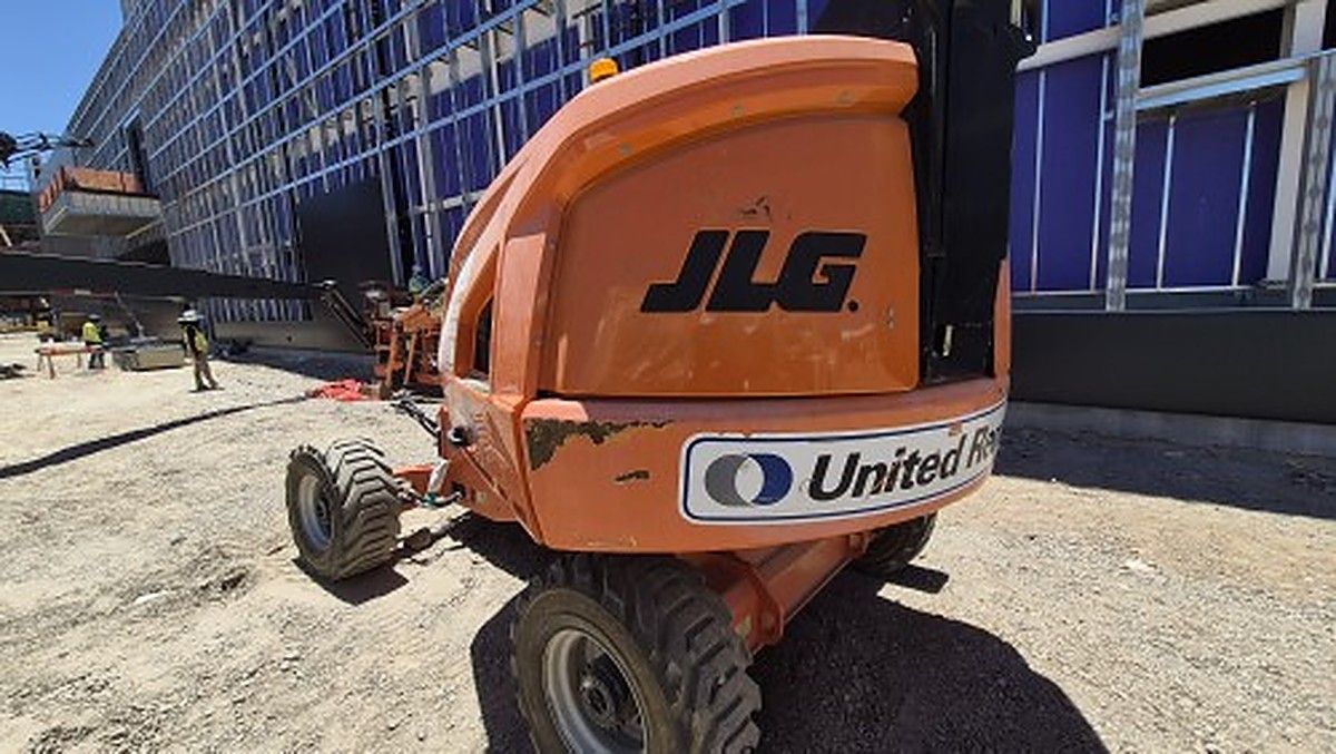 JLG 460SJ photo 8