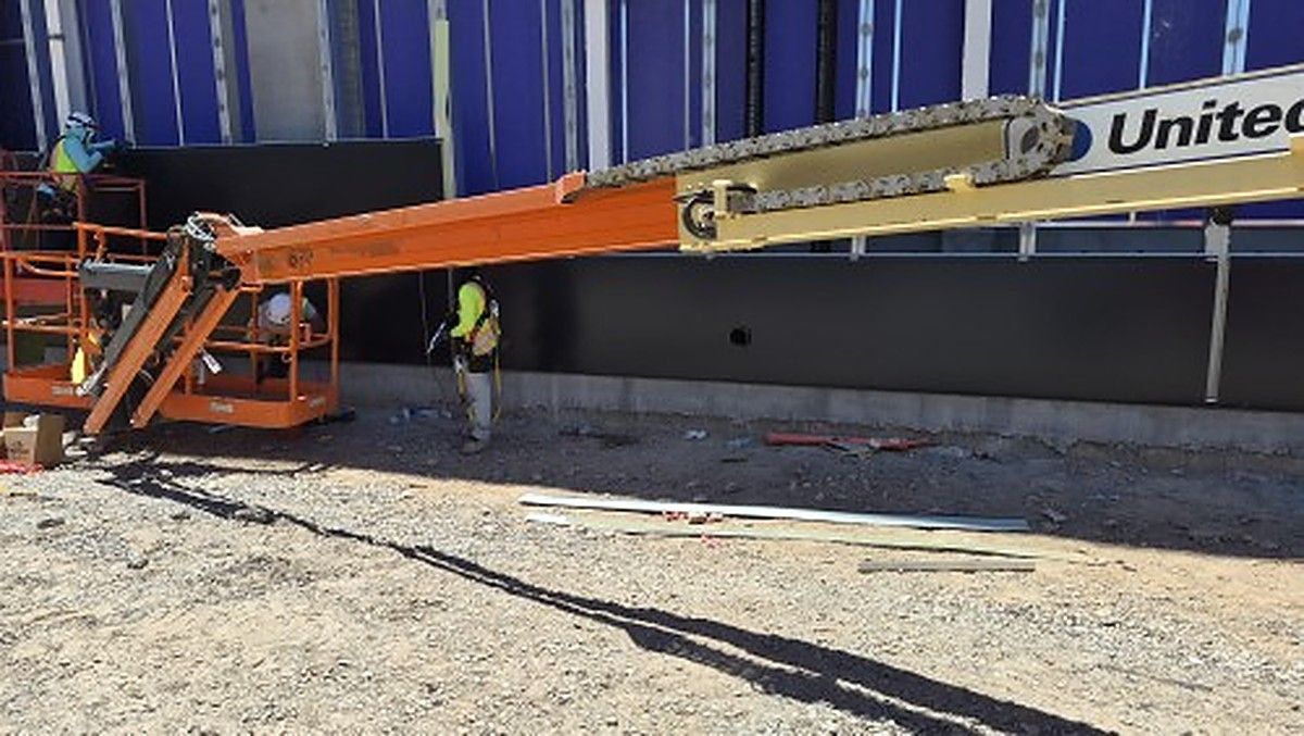 JLG 460SJ photo 10