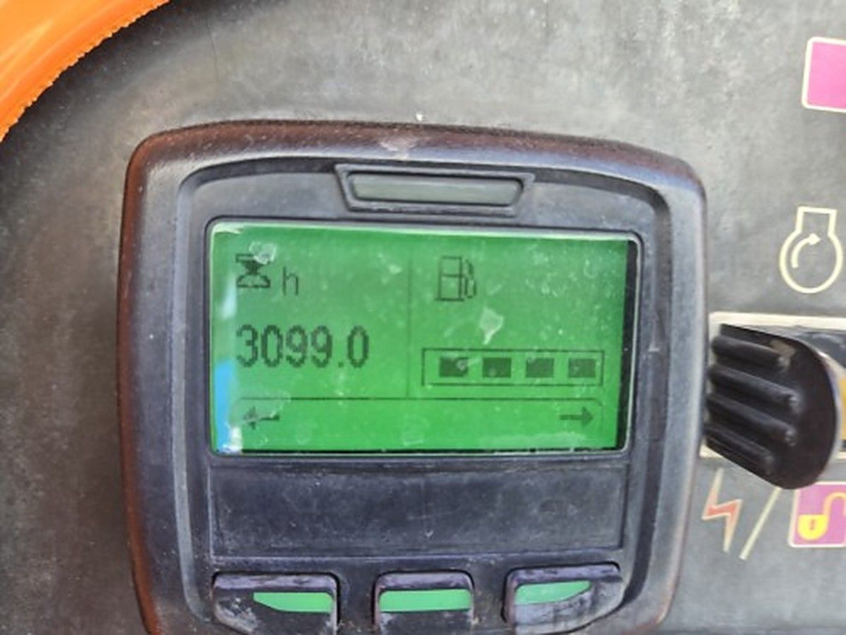 JLG 460SJ photo 10