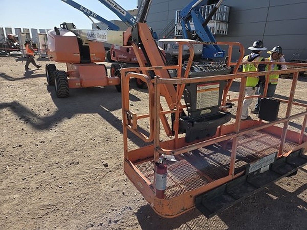 JLG 460SJ photo 4