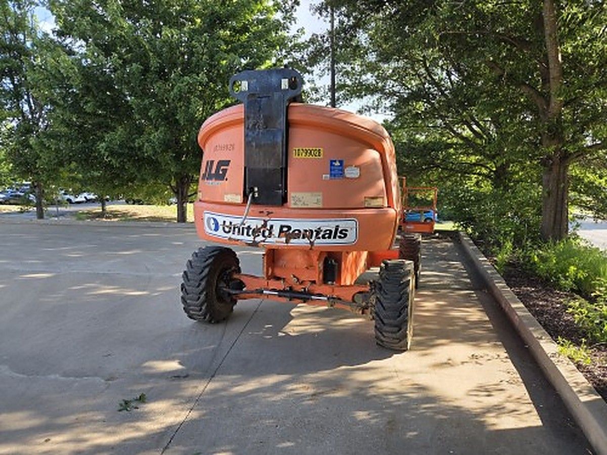 JLG 460SJ photo 9
