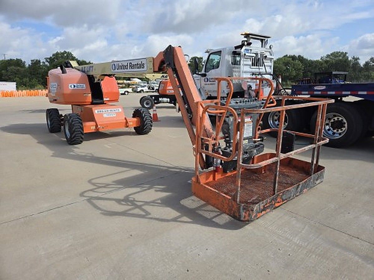 JLG 460SJ photo 2