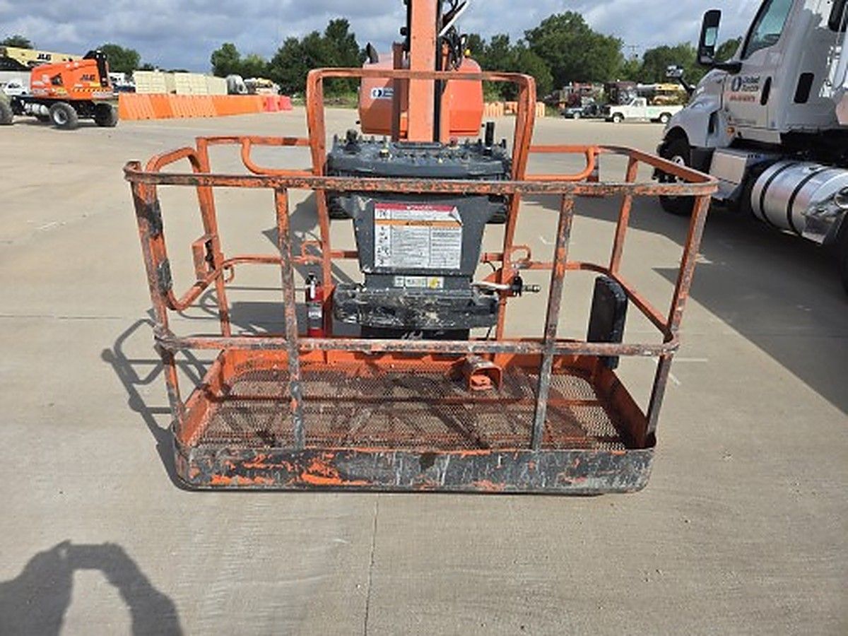 JLG 460SJ photo 5