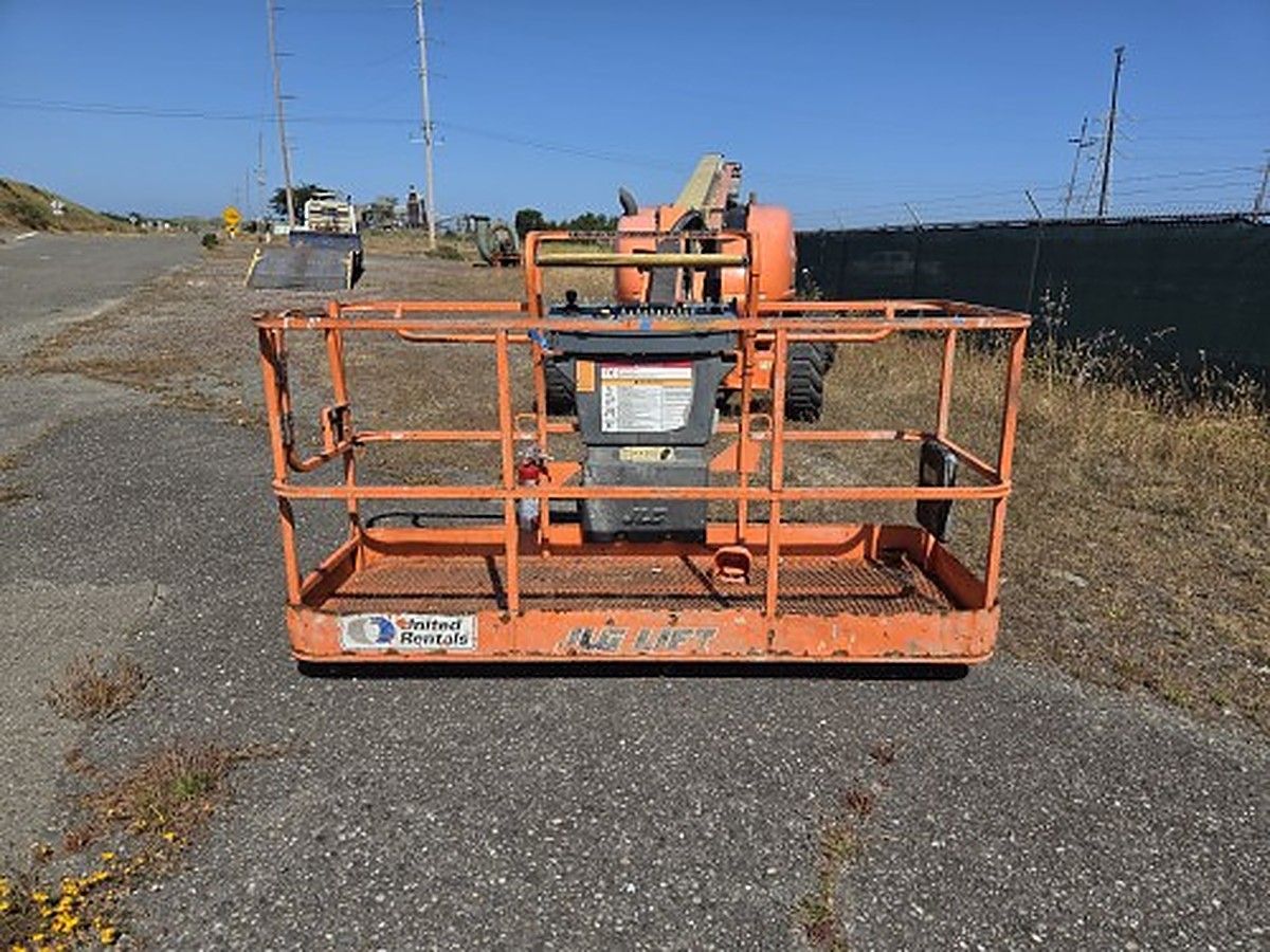 JLG 600AJ photo 8