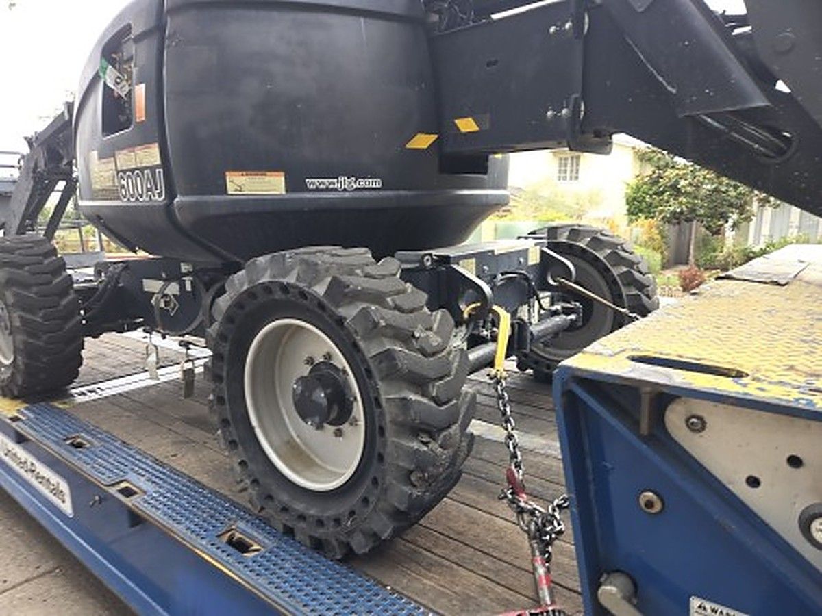 JLG 600AJ photo 15
