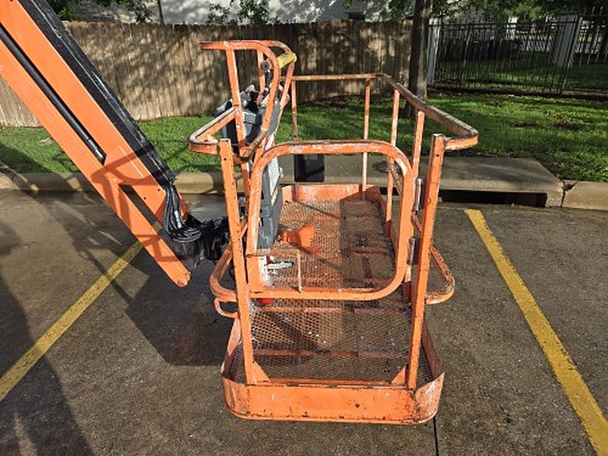 JLG 600AJ photo 20