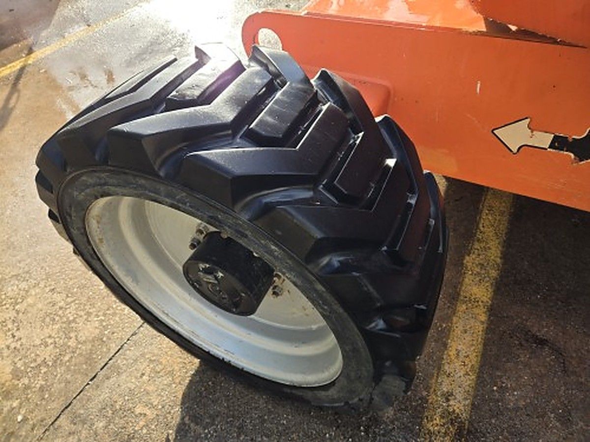 JLG 600AJ photo 4