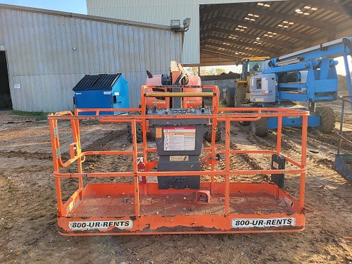 JLG 600AJ photo 5