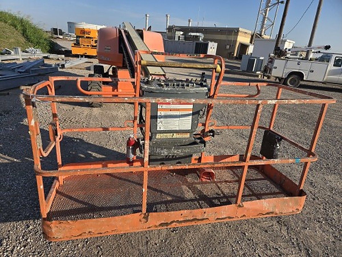 JLG 600S photo 5