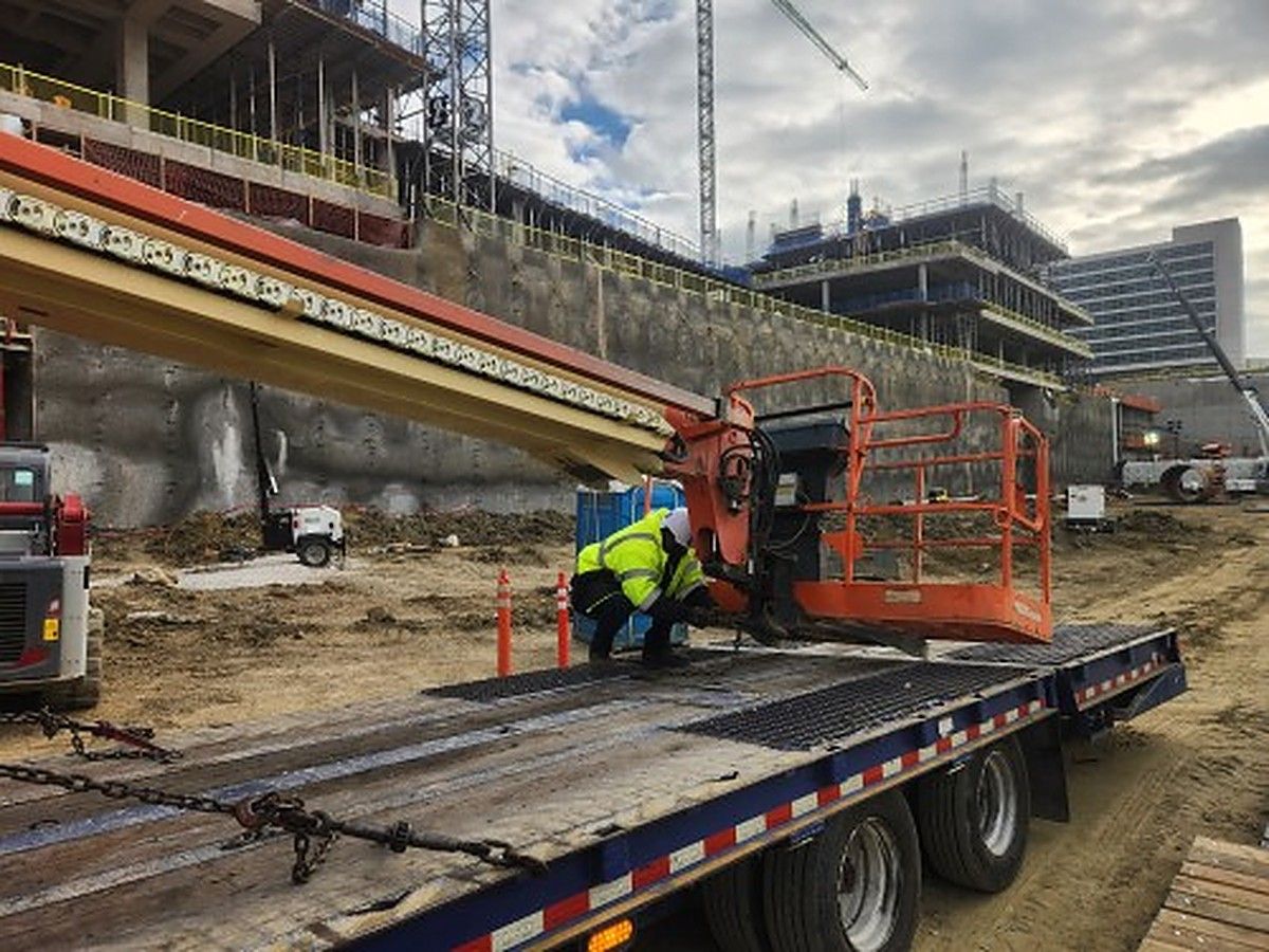 JLG 600S photo 4