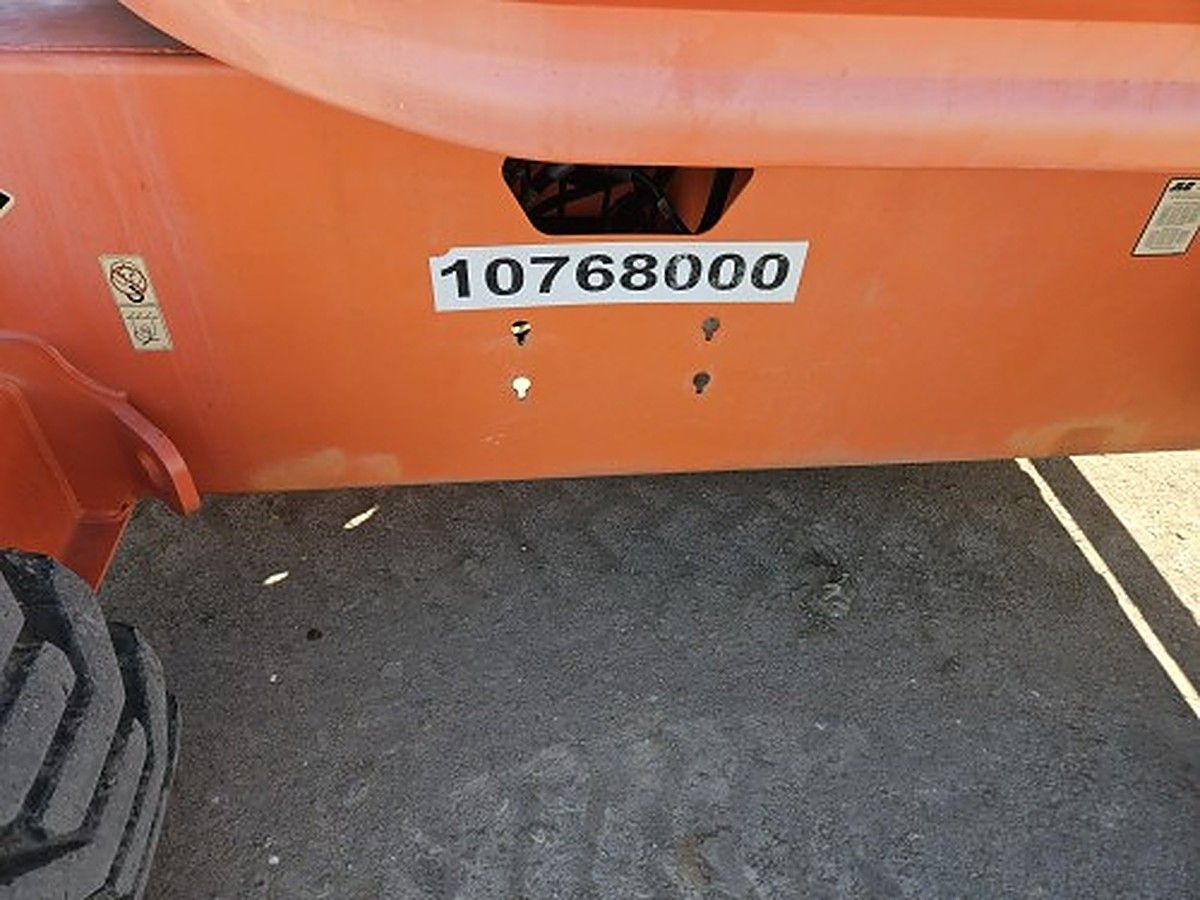 JLG 600S photo 5