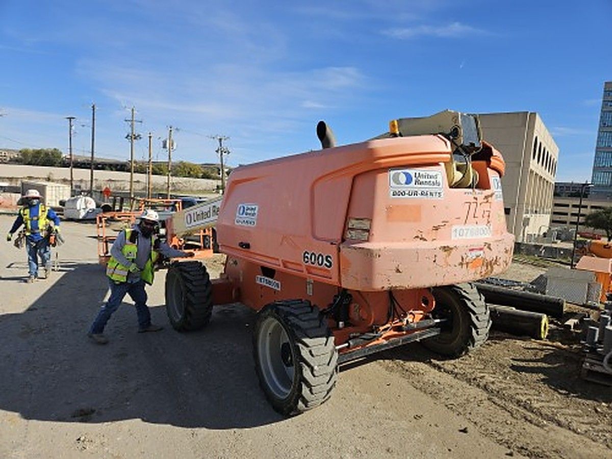 JLG 600S photo 7