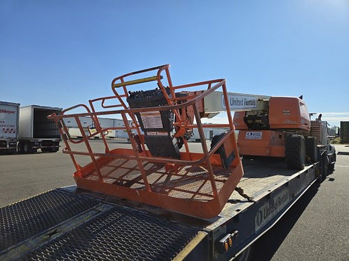 JLG 600S photo 6