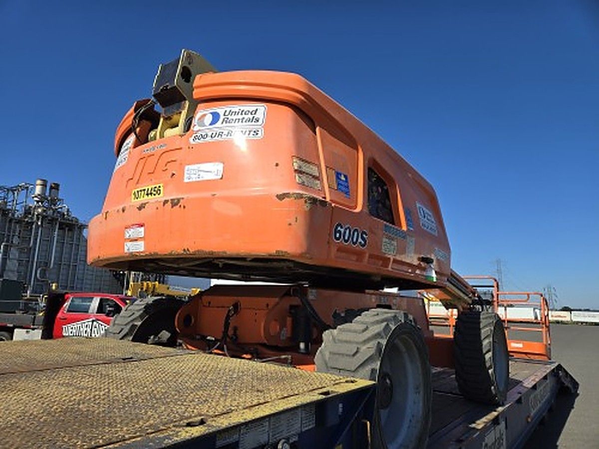 JLG 600S photo 10