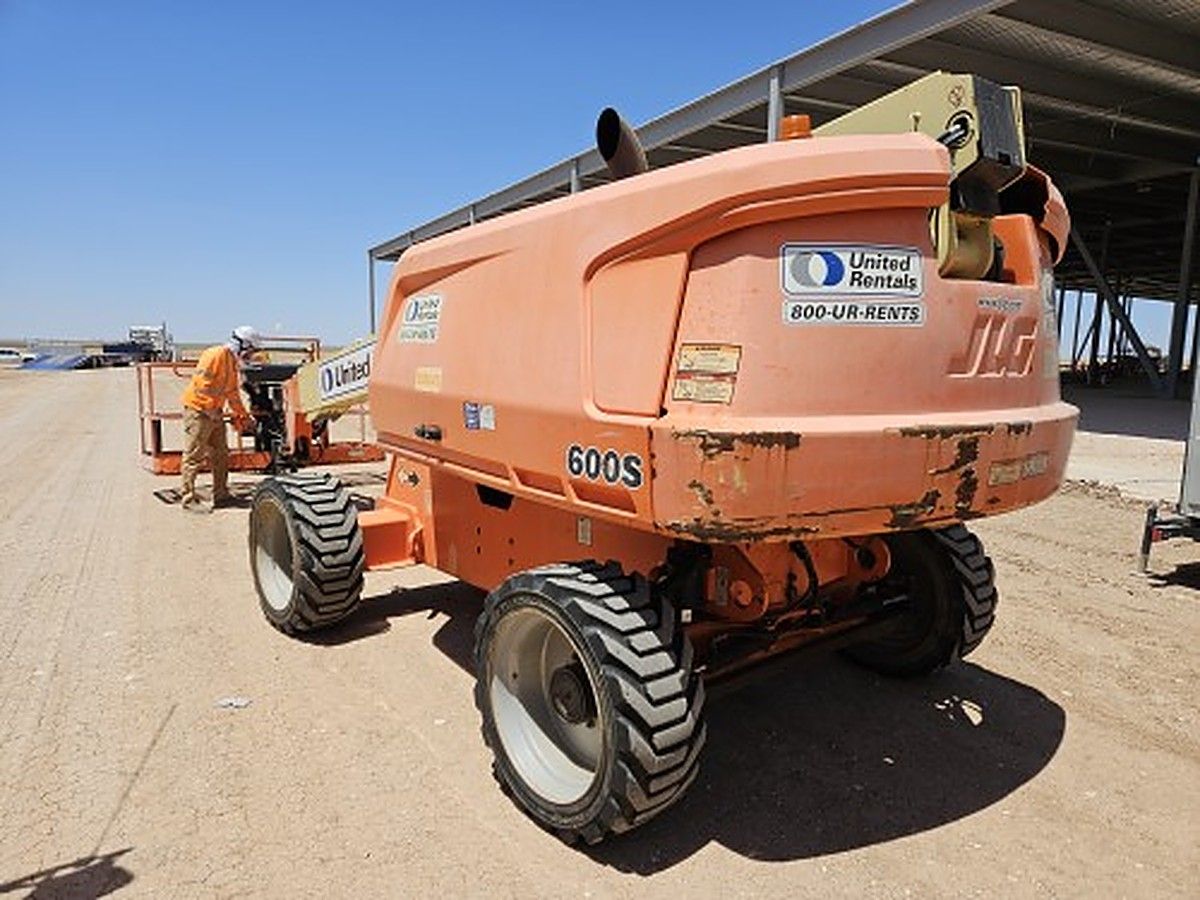 JLG 600S photo 4