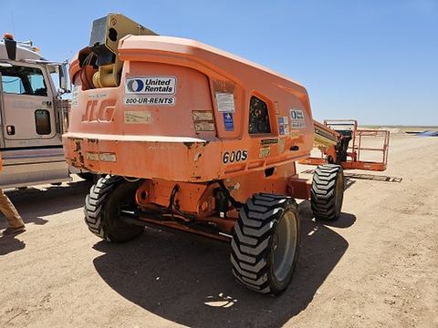 2018 JLG 600S Boom 60-64' Telescopic