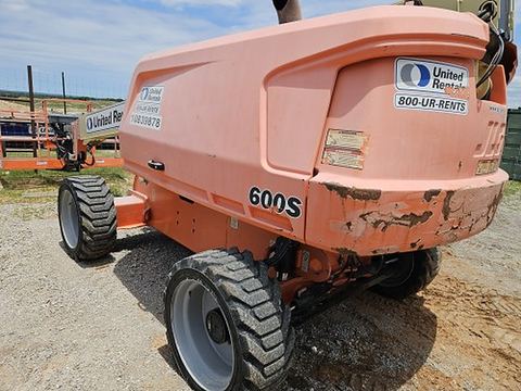 2018 JLG 600S Boom 60-64' Telescopic