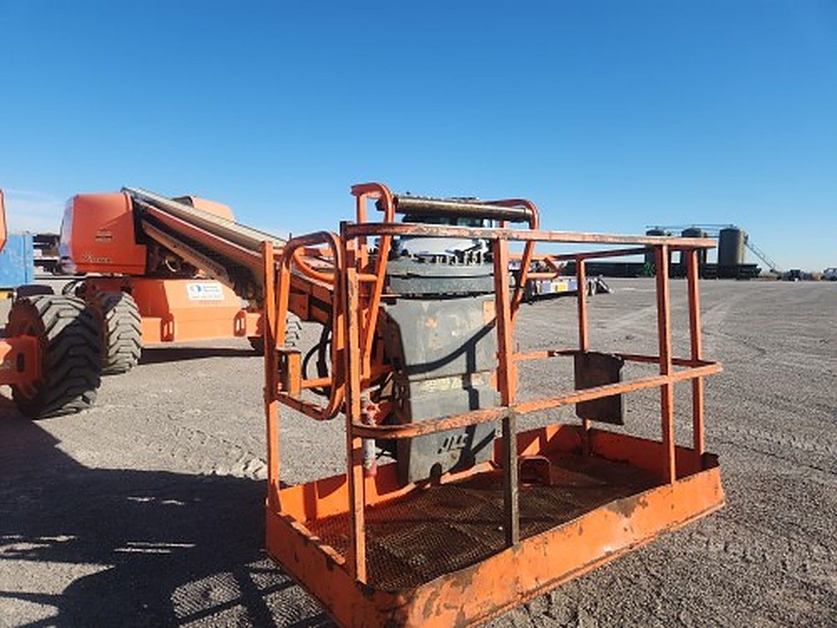 JLG 600S photo 4